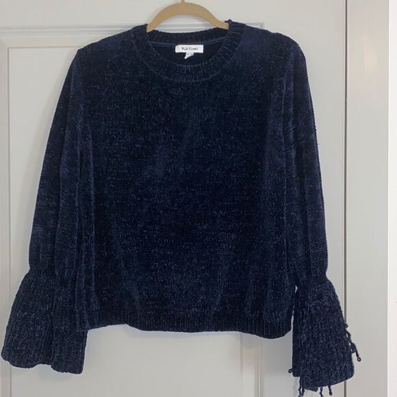 Wild Flower Chenille Sweater with Fluted Sleeves - Picture 3 of 8